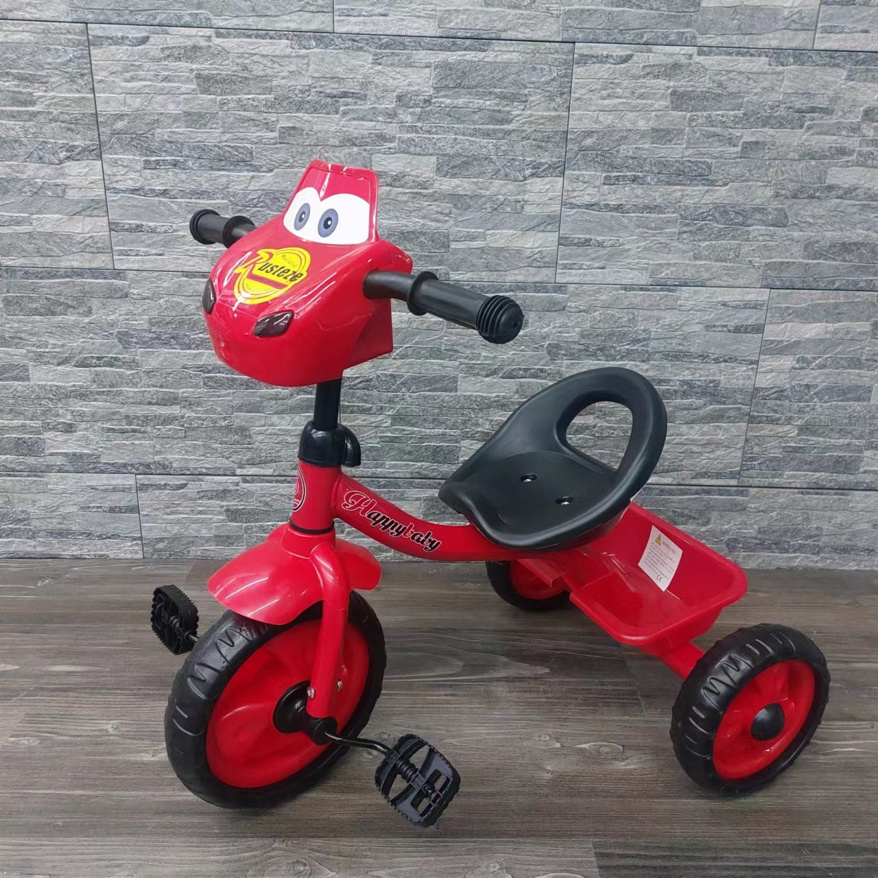 Baby tricycle with storage basket