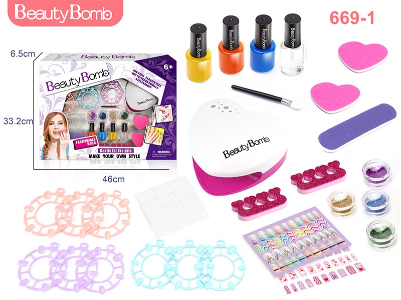 Nail polish play set